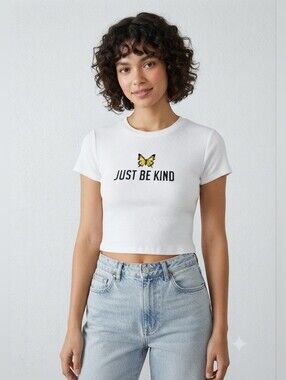 One Brand Women's NWT White Butterfly "Just Be Kind" Graphic T-Shirt Size Medium